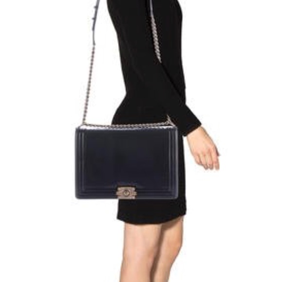 Authentic chanel charcoal reverso large boy bag - Picture 3 of 4